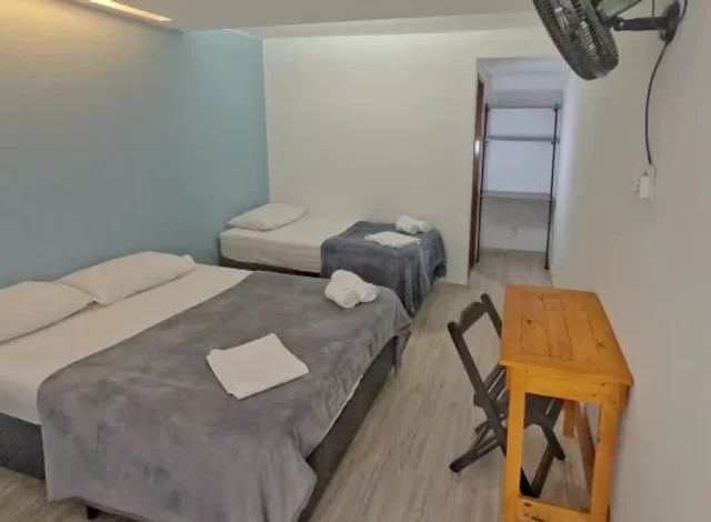 Quarto para 3 pessoas pousada